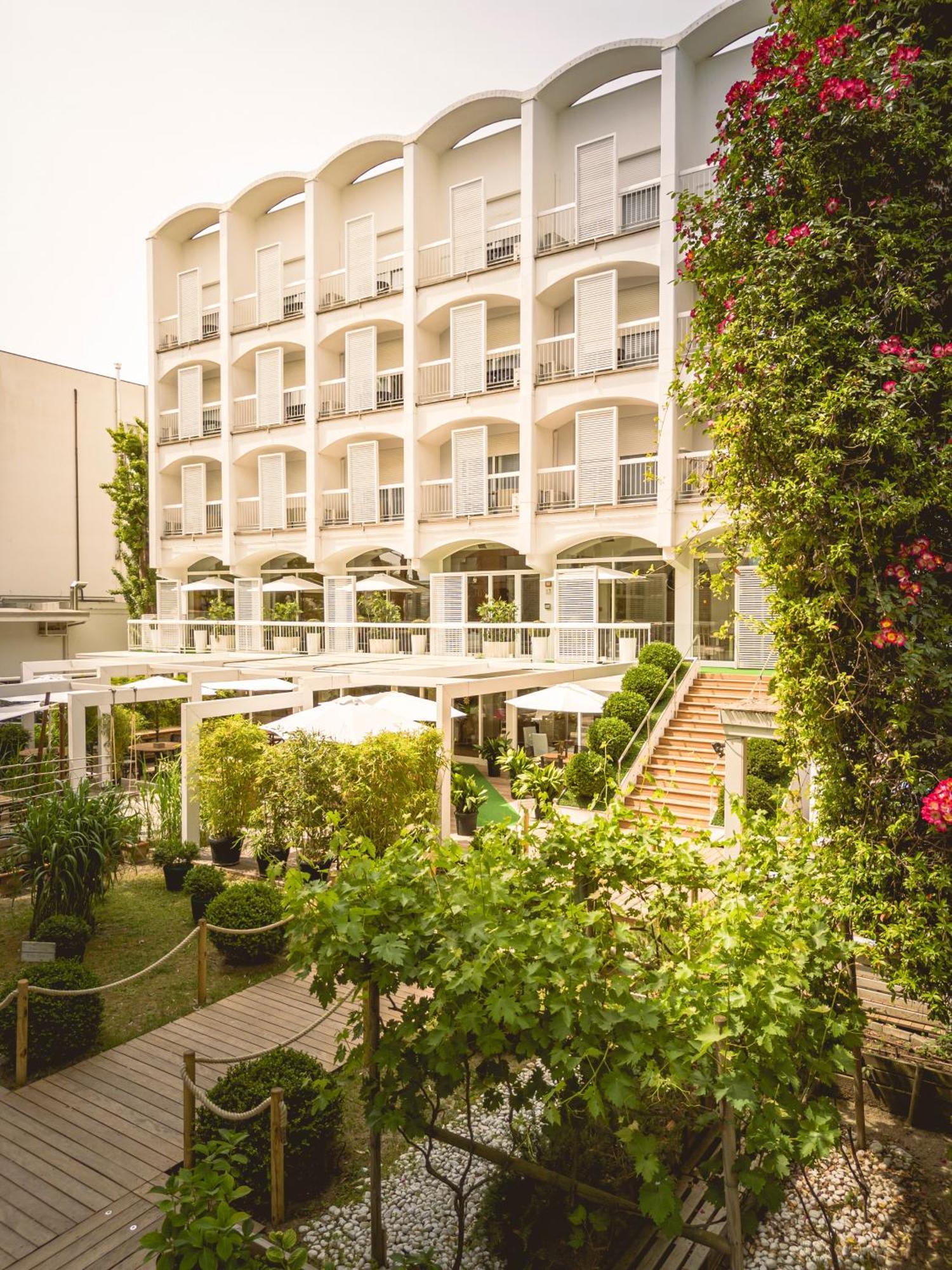 Hotel Saraceno Resort With Private Beach Milano Marittima Exteriér fotografie
